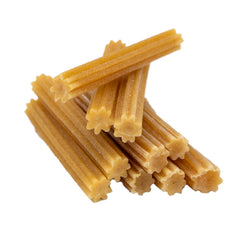 EcoKind Premium Gold Queso Churro tamaño seis a ocho pulgadas, ideal para morder y masticar.