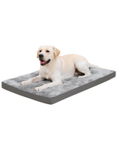 Cama EMSLX para perro en jaula gris, comodidad suave para descanso.