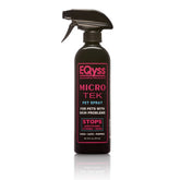 Eqyss Micro-Tek Pet Itch Relief Spray en la piel para alivio rápido de irritación.