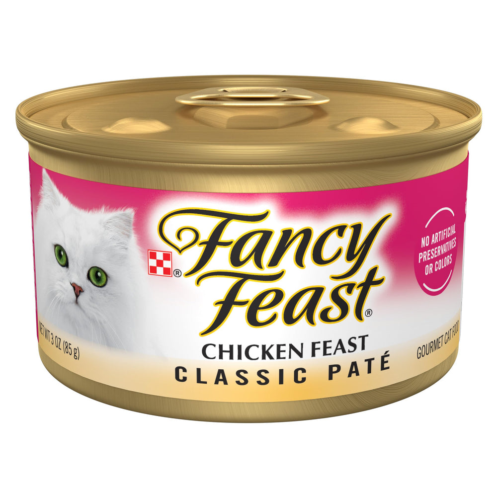 Fancy Feast Paté con Textura Suave, ideal para saborear cada bocado del gato.