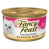 Fancy Feast Paté con Textura Suave, ideal para saborear cada bocado del gato.