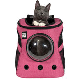 The Fat Cat mochila transportín frontal con burbuja brinda vista al exterior.