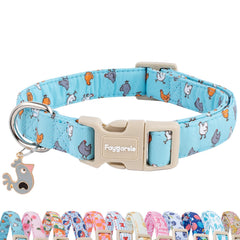 Collar Faygarsle para perro con estampado de pollo en azul claro, ideal para paseos con estilo