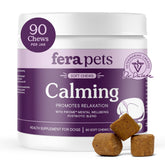 Gomitas calmantes de Fera Pets para perros en frasco, promueven relajación.