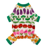 Pijama Fitwarm para perros con verduras divertidas, vista frontal, ideal para días fríos.