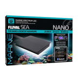 Fluval SEA Marine Nano LED, iluminación frontal que realza colores en acuarios marinos.