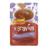 Friskies Lil' Gravies salsa de pavo asado sobre comida húmeda para más sabor