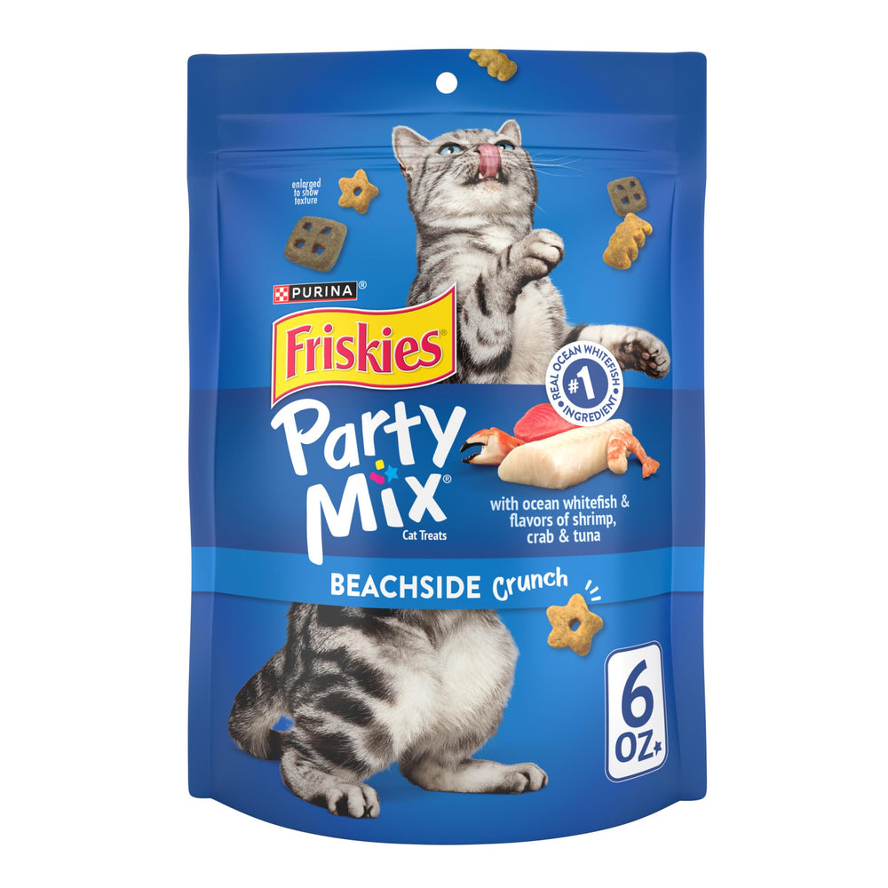 Friskies Party Mix Beachside Crunch en paquetes de 6 oz, snack ligero para gatos entre comidas.