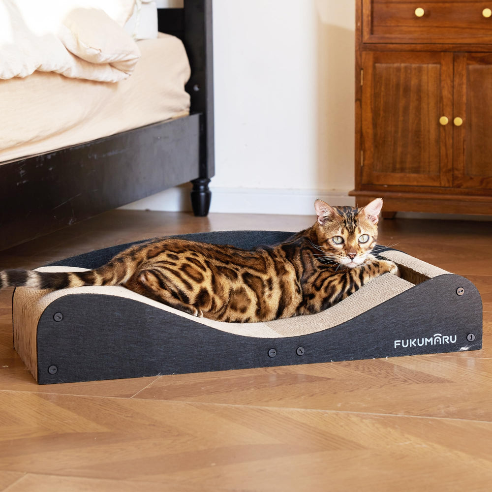 FUKUMARU Cama rascador de cartón extenso para gatos de 29-1 pulgadas, ideal para estirarse.