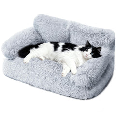 Cama FURMORENE gris para gatos, diseño decorativo en la sala.