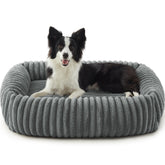 Cama ortopédica para perros FURTIME con funda desmontable para limpieza fácil.
