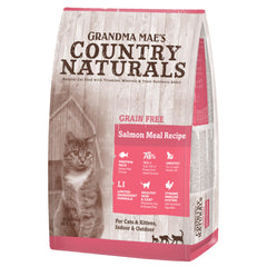 Comida para gatos Grandma Mae's con salmón, alimento seco sin granos para gatos y digestión saludable.