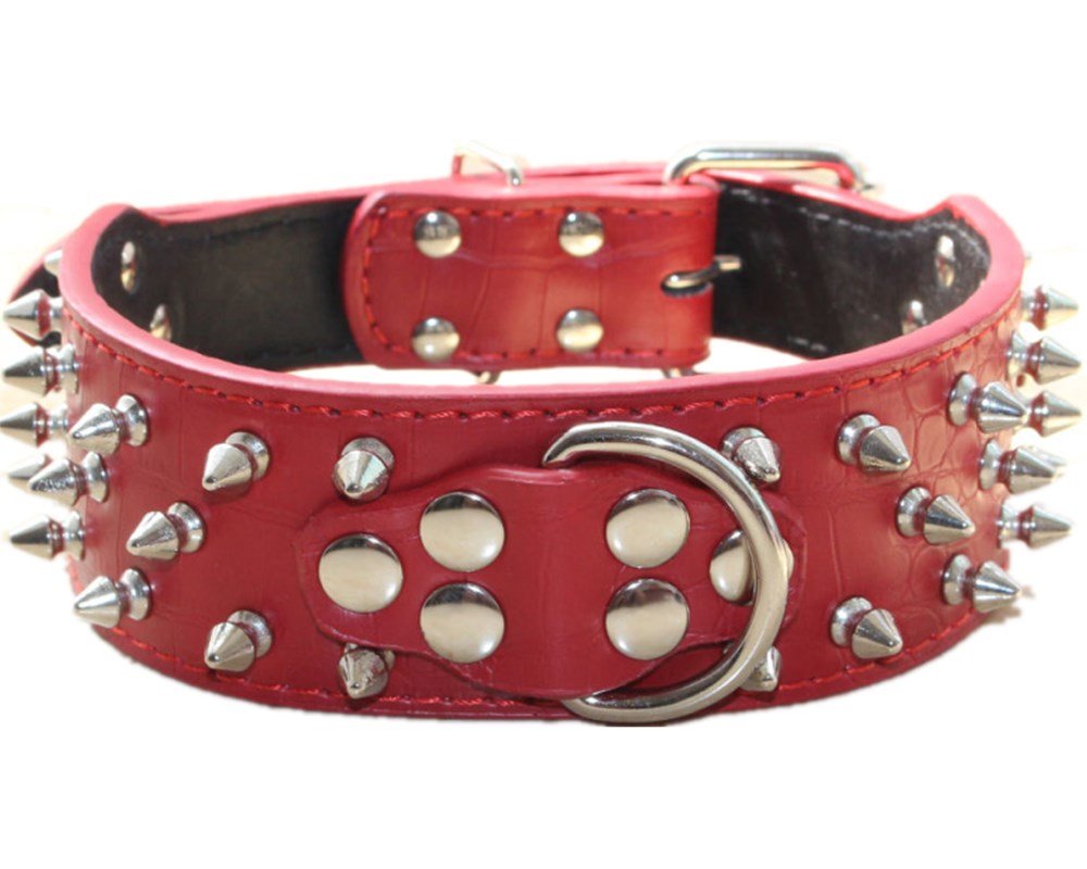 Collar Haoyueer de cuero con tachas para uso diario en perros medianos.