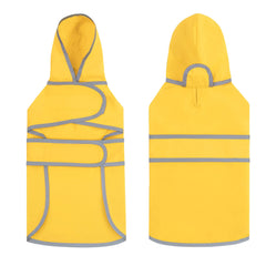 Capa impermeable HAPPIERE para perro manteniendo seco durante la caminata.