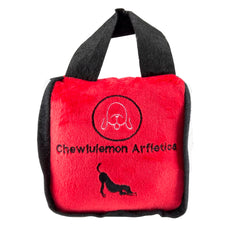 Chewlulemon Tote de Haute Diggity Dog, detalle bordado elegante en el juguete.