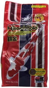 Hikari Oro alimento koi 4-4 lb mediano envasado, listo para uso diario.