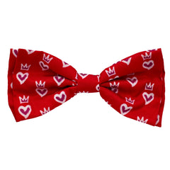 Pajarita Huxley & Kent para perros y gatos con diseño de corazón, ideal para fiestas.