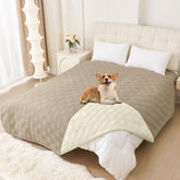 Manta hyha impermeable para perros sobre sofá, protege muebles.