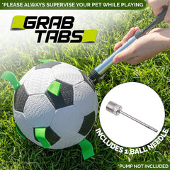 Balón Hyper Pet Grab Tabs para perros que flota, perfecto para juegos en piscina o playa.
