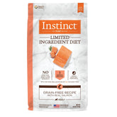Instinct dieta limitada con salmón real en gránulos para sensibilidad digestiva.