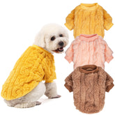 Sudadera JAMPAYANG para perro pequeño en uso cómodo.