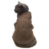 Jnancun suéter para gato marrón, primer plano que muestra tejido suave y calentamiento.