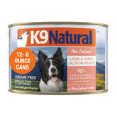 K9 Natural Pate cordero y salmón rey frente, sabor apetitoso para perros.