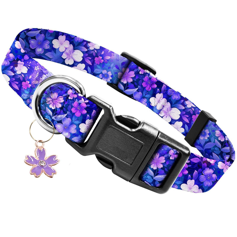 Collar Kazazoo con flores moradas y ajuste cómodo para paseos diarios