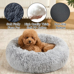 Cama Kimpets dona con base antideslizante para siestas estables.