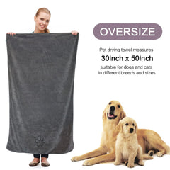 Toalla de microfibra KinHwa para perros, secado suave y rápido.