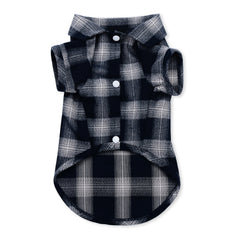 Koneseve camisas perro cuadros frontal, ideal para paseos diarios con estilo.