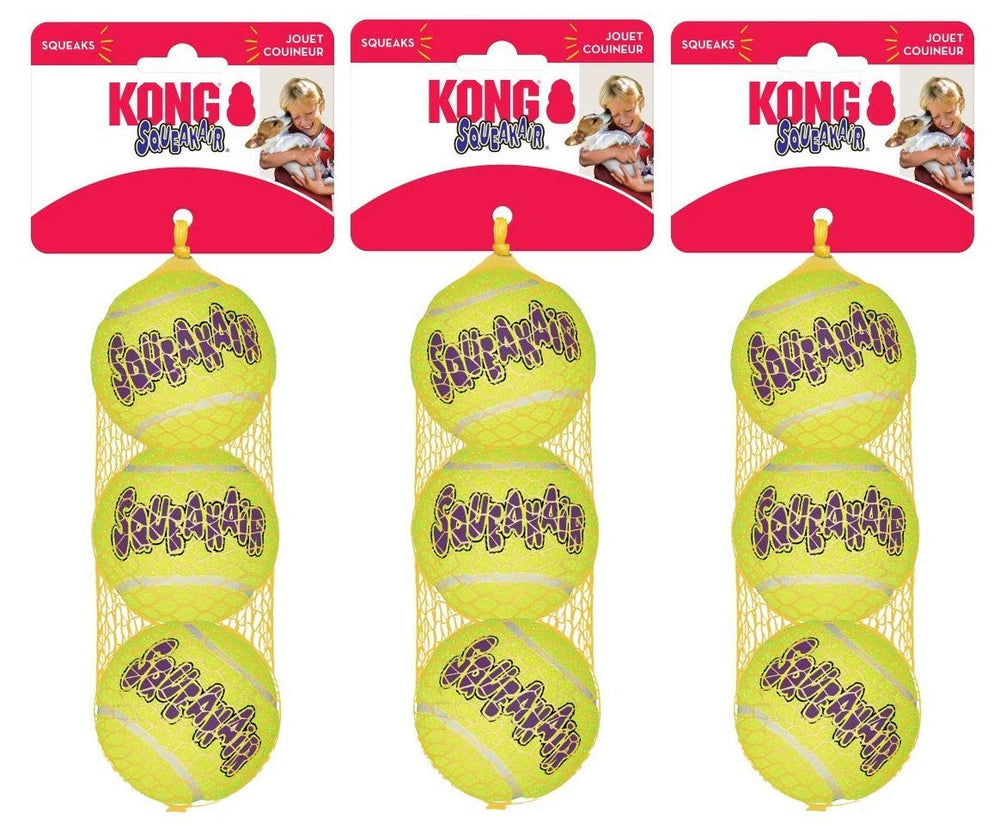 KONG Squeakair bola-tenis primer plano con textura no abrasiva protege dientes