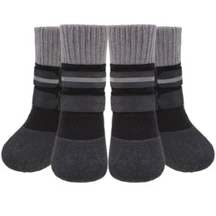 KOOLTAIL botas-perros-invierno-antideslizante-frente ofrece mayor agarre en superficies mojadas.