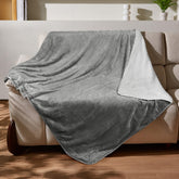 Kritter Planet manta impermeable para cama con sherpa gris, confort y protección en cada uso.
