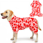 Pijama KYEESE para perro San Valentín con corazón rosa, ideal para fotos festivas.