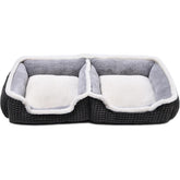 Laojin Balhen: cama doble para dos mascotas con diseño unido, ideal para dormir juntas.