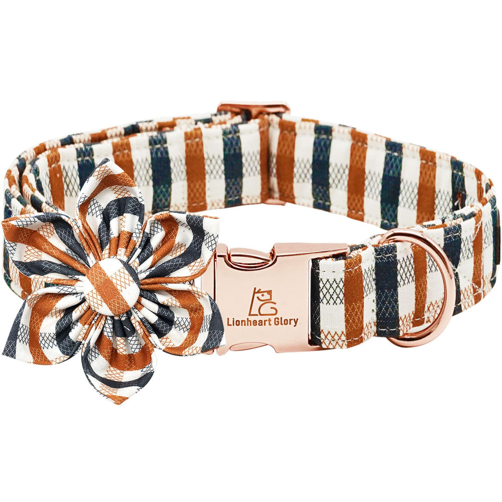 Collar Lionheart Glory con flor decorativa para realzar el look diario del perro y cómodo para paseos.