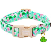 Collar Lionheart Glory trebol de suerte rosa, ideal para fiestas y paseos.