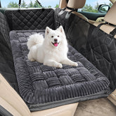 Cama Loiion para perro en asiento de coche con antideslizante para mayor seguridad.