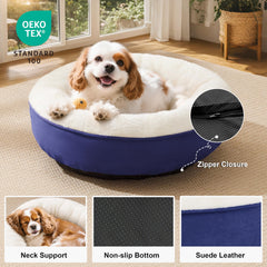 Love's cabin cama donut relleno denso ofrece confort durante siestas.