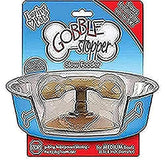 Gobble Stopper de Loving Pets en un cuenco para alimentación lenta de perros.