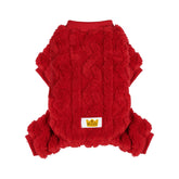 Loyanyy pijama para perro rojo frente, mantiene calor en paseos.