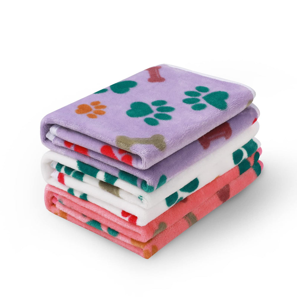 Luciphia: paquete de tres mantas para mascotas, confort en casa.