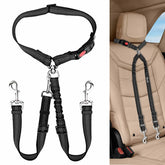 Lukovee doble cinturón para perros en coche con dos mascotas seguras.