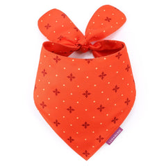 LunaMarie bandana Ember mediano para perro, diseño suave para paseos diarios.
