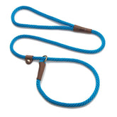 Mendota Slip Leash, cuerda trenzada visible, paseo cómodo y seguro para razas pequeñas.