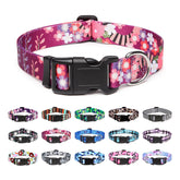 Mercano collar de perro ajustable con diseño floral colorido, cómodo para paseos diarios.
