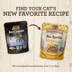 Merrick Backcountry pedazos de pollo en salsa, sabor real para gatos.