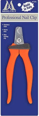 Cortauñas Millers Forge con manija naranja ergonómica para un agarre estable.