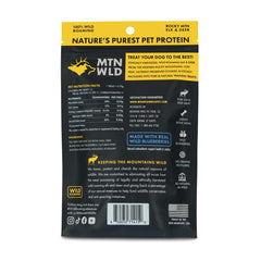 Mountain Wild snack con arándano para perros activos durante entrenamientos.
